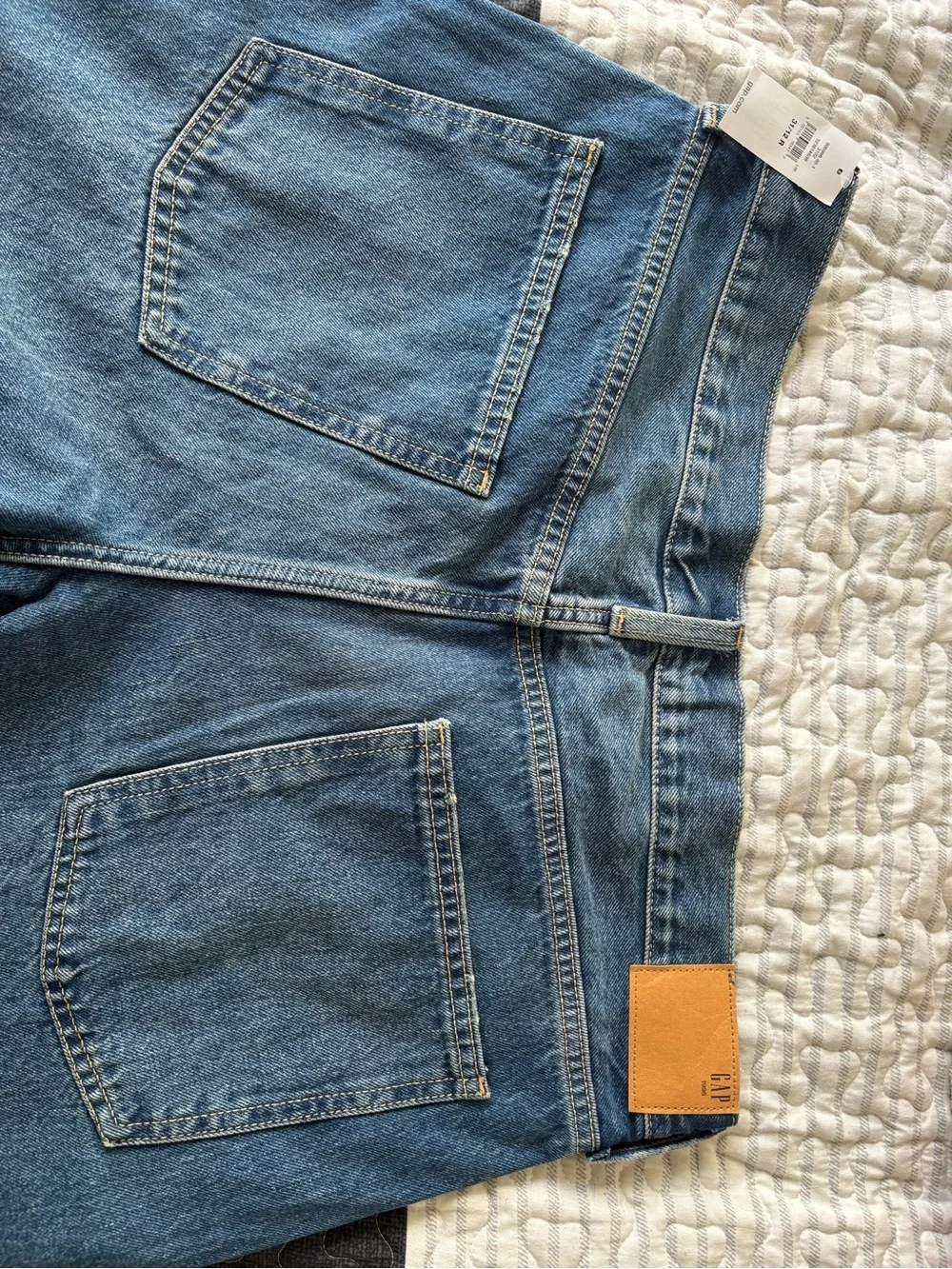 GAP Hailey Bieber Extra Baggy Size 31 NWT